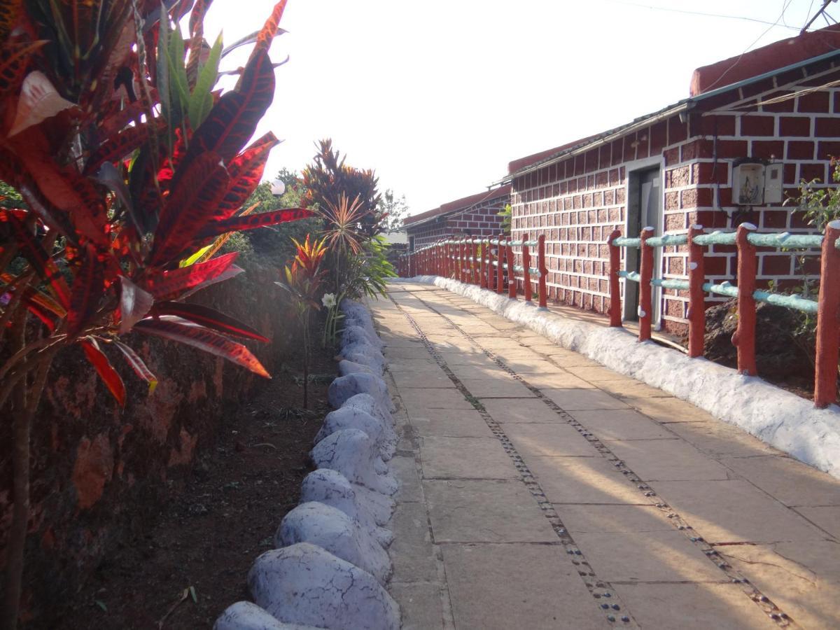 Exotic Valley Hotel Mahābaleshwar Exterior foto